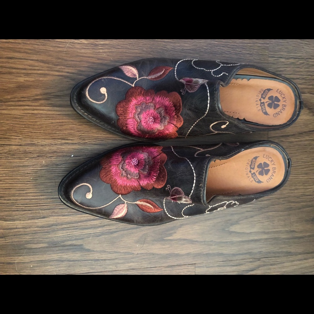 Lucky Brand slip on booties